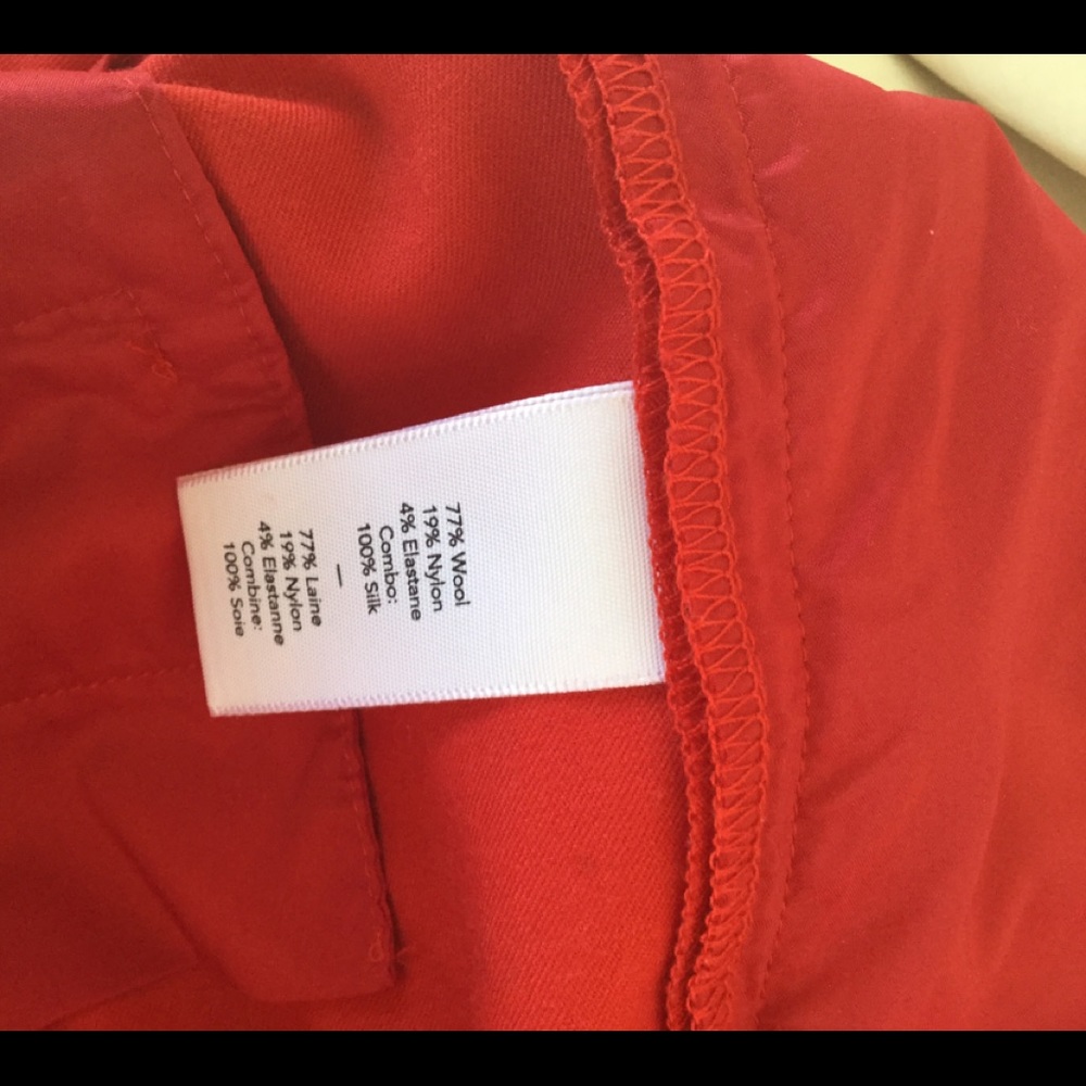 Fun red pants - Picture 4 of 4